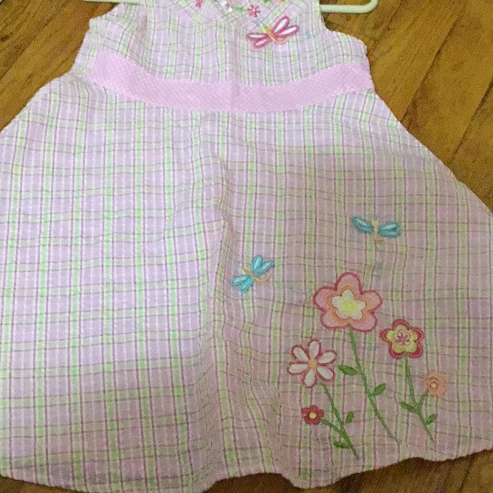 Young - Picture 3 of 6